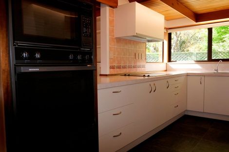 Photo of property in 10 Edgewater Street, Waikanae, 5036