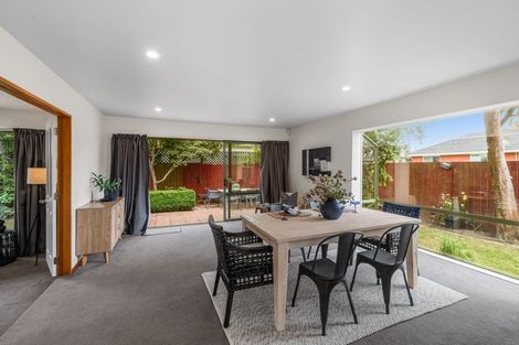 Photo of property in 1/130 Maidstone Road, Ilam, Christchurch, 8041