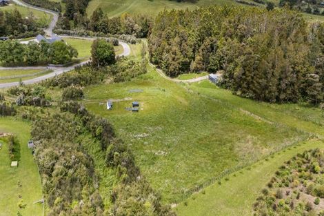 Photo of property in 16 Waymau Lane, Coatesville, 0792