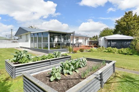 Photo of property in 7 Barclay Place, Burwood, Christchurch, 8061