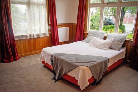 Photo of property in 292 Tay Street, Turnbull Thomson Park, Invercargill, 9810