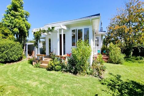 Photo of property in 15 Victoria Avenue, Wairoa, 4108