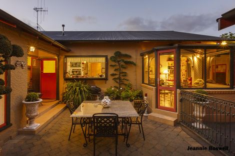 Photo of property in 302 Park Road, Hokowhitu, Palmerston North, 4410