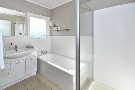 Photo of property in 1/31 Shirley Avenue, Papakura, 2110