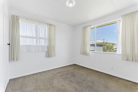 Photo of property in 14 Tohora Place, Spotswood, New Plymouth, 4310
