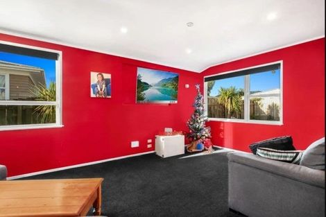 Photo of property in 127 Rowandale Avenue, Manurewa, Auckland, 2102