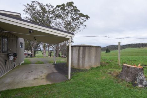 Photo of property in 24 Stephen Road, Browns, Winton, 9781