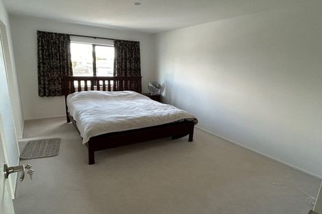 Photo of property in 16b Romney Place, Manurewa, Auckland, 2102