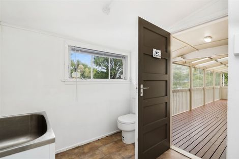 Photo of property in 2 Waimahanga Road, Onerahi, Whangarei, 0110