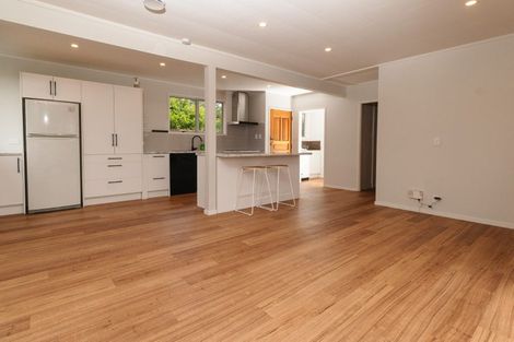 Photo of property in 64 Captain Scott Road, Glen Eden, Auckland, 0602