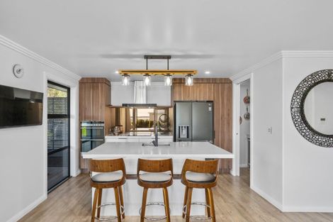 Photo of property in 30 Lakeside Terrace, Omokoroa, 3114