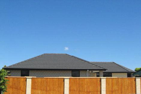 Photo of property in 20 Harrys Way, Redwood, Christchurch, 8051