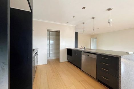 Photo of property in 21 Corsair Place, Melville, Hamilton, 3206