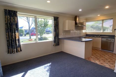 Photo of property in 15 Mounter Avenue, Northwood, Christchurch, 8051