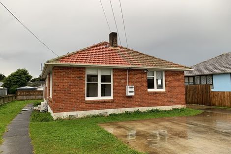 Photo of property in 57 Kelman Road, Kelston, Auckland, 0602