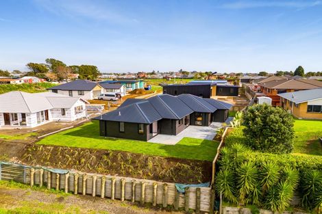 Photo of property in 9b James Drive, Bell Block, New Plymouth, 4312