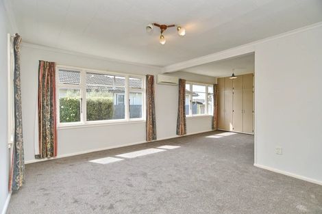 Photo of property in 34 Appleby Crescent, Burnside, Christchurch, 8053