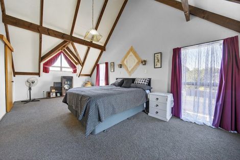 Photo of property in 1 Hornsby Street, Carterton, 5713