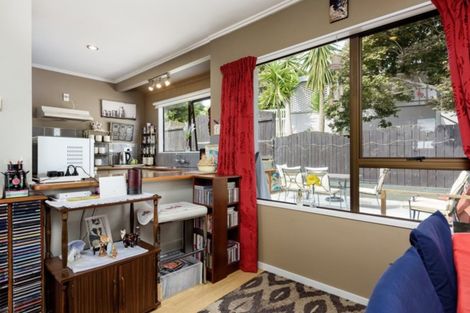 Photo of property in 14b Pokapu Place, Bethlehem, Tauranga, 3110