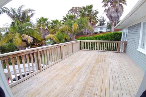 Photo of property in 3 Roband Avenue, Glenfield, Auckland, 0629