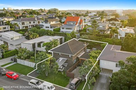 Photo of property in 22 Muritai Road, Milford, Auckland, 0620