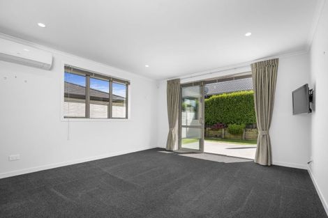 Photo of property in Waterview Estate, 91/4 Greystone Place, Omokoroa, 3114