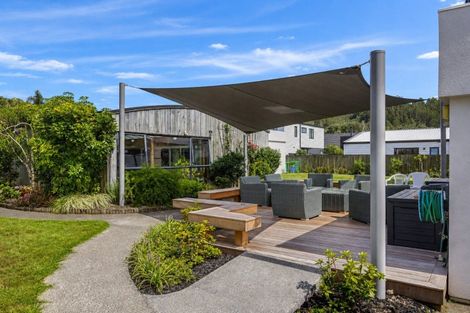 Photo of property in 15e Puriri Avenue, Orewa, 0931