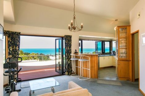 Photo of property in 14 Harvey Road, Bluff Hill, Napier, 4110