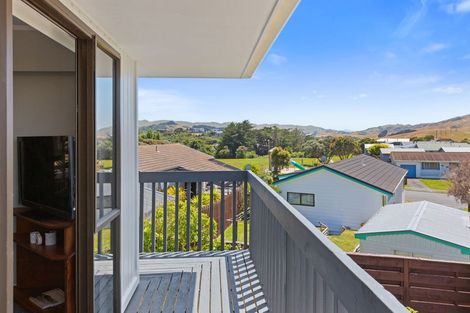 Photo of property in 31a Bodmin Terrace, Camborne, Porirua, 5026