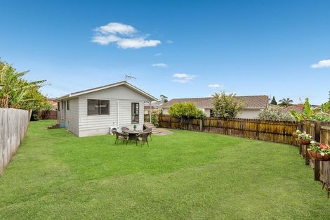 Photo of property in 2/17 Coombe Avenue, Otara, Auckland, 2023