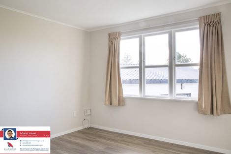 Photo of property in 64 Megan Avenue, Pakuranga Heights, Auckland, 2010