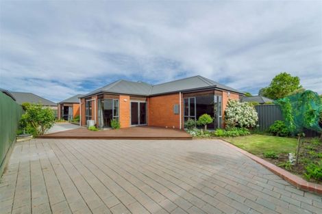 Photo of property in 15 Empress Place, Halswell, Christchurch, 8025