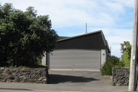Photo of property in 19 Main Road, Redcliffs, Christchurch, 8081