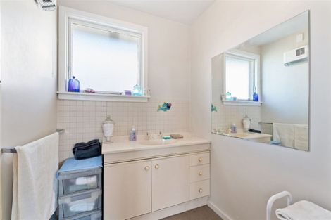 Photo of property in 214 Mairehau Road, Burwood, Christchurch, 8083