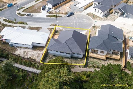Photo of property in 21 Vinistra Road, Kumeu, 0810