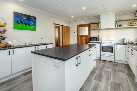 Photo of property in 327 Matarawa Road, Dalefield, Carterton, 5791