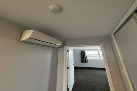 Photo of property in 17 Royal Park Drive, Parklands, Christchurch, 8083