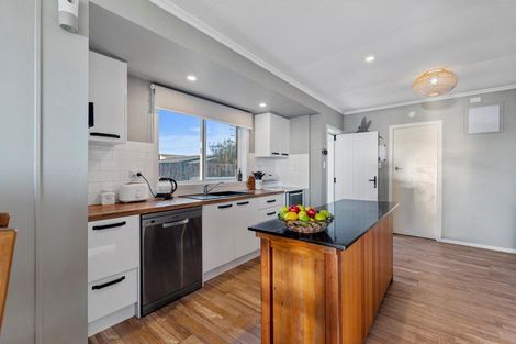 Photo of property in 343 Pukehina Parade, Pukehina, Te Puke, 3189