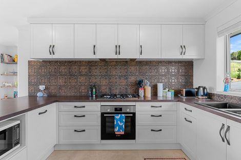 Photo of property in 80a Daniel Parade, Mangawhai, 0975