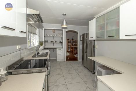 Photo of property in 15 Taradale Road, Marewa, Napier, 4110