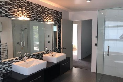 Photo of property in 62 Dyers Pass Road, Cashmere, Christchurch, 8022