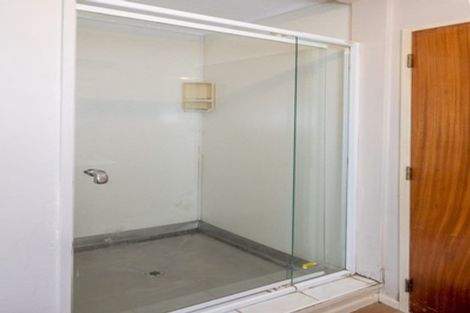 Photo of property in 2 Puriri Place, Levin, 5510