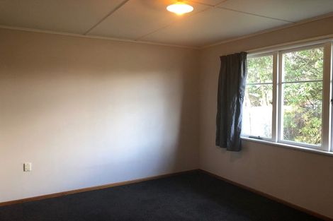 Photo of property in 32 Roberts Line, Kelvin Grove, Palmerston North, 4414