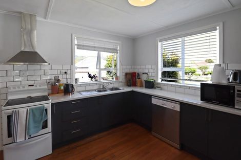 Photo of property in 66 Rata Street, Naenae, Lower Hutt, 5011