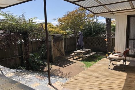 Photo of property in 19 Gossamer Drive, Pakuranga Heights, Auckland, 2010