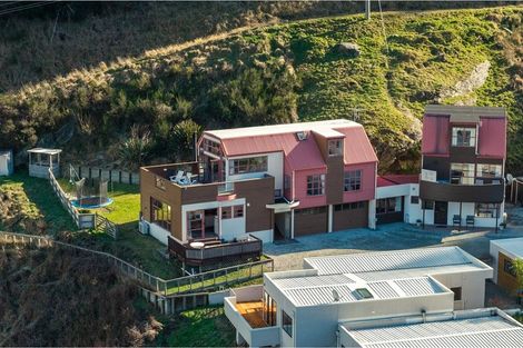 Photo of property in 8a Kiely Lane, Queenstown, 9300