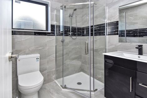 Photo of property in 3b Greers Road, Weymouth, Auckland, 2103