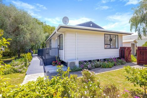 Photo of property in 20 Linwood Drive, Paraparaumu, 5032
