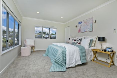 Photo of property in 15 Hornbill Drive, Fairview Heights, Auckland, 0632