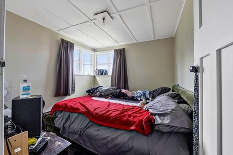 Photo of property in 2 Laurent Vc Street, Hawera, 4610